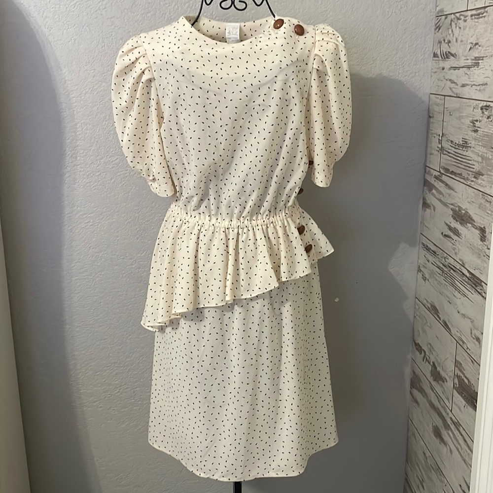 Women’s Vintage Dress Size unknown- looks like a small